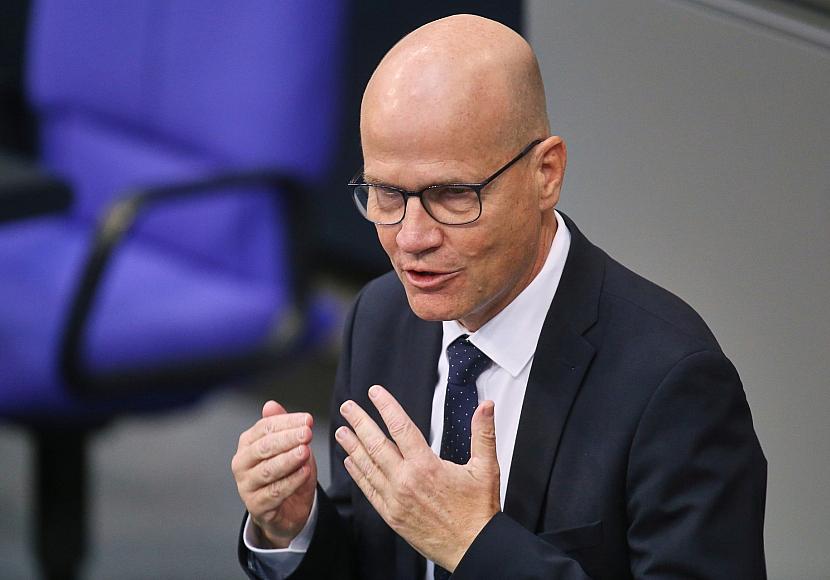 CDU-Politiker Brinkhaus fordert mehr Führung von Merz