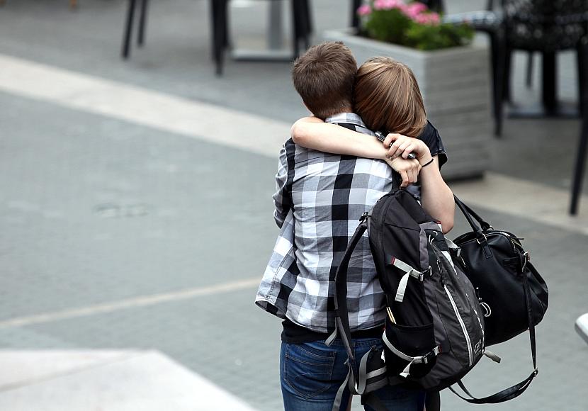 Umfrage: Jeder Vierte unter 30 beendet Beziehungen per Messenger