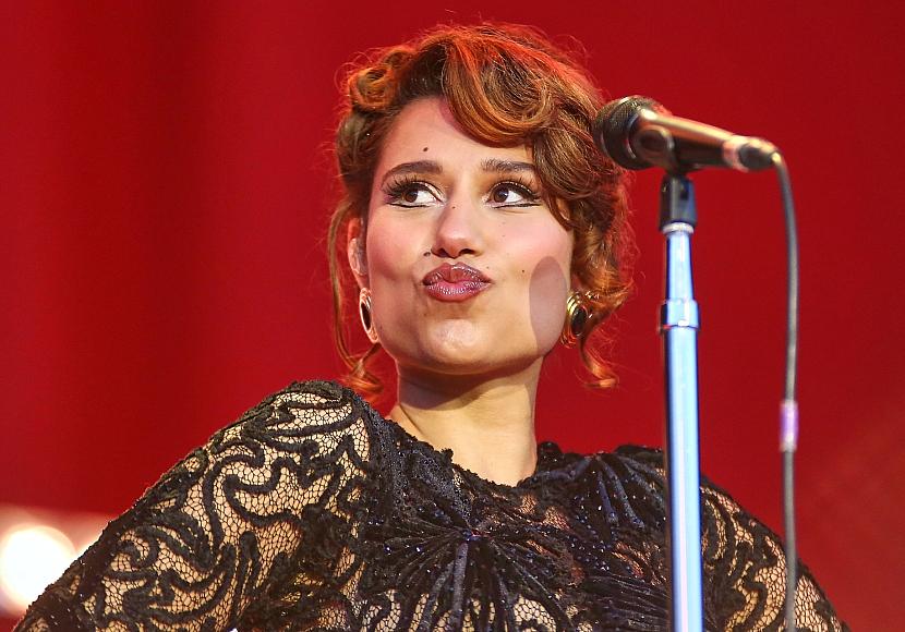 Taylor Swift an Spitze der Single-Charts – Raye auf Platz vier