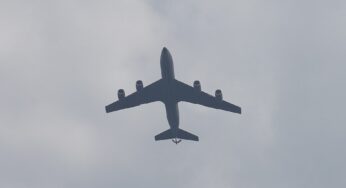 Keine Überlebenden: Flugzeug stürzt unter unfassbaren Umständen ab