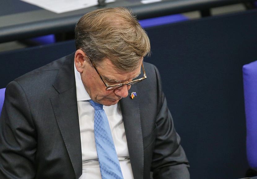 Wadephul: Keine militärische Evakuierung aus Emiraten möglich