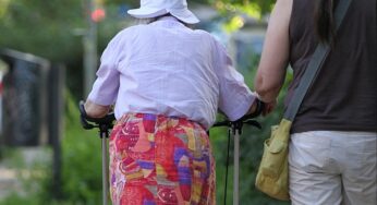 Spritpreise: Verbände fürchten Folgen für ambulante Pflege