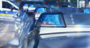 Mitten in Deutschland: Auto rast in Menschengruppe