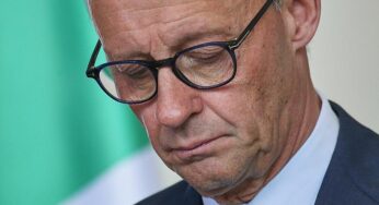 AfD im „Politbarometer“ erstmals vor Union