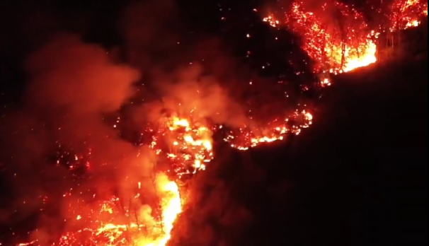 Feuer, Erdbeben und verheerender Erdrutsch: Ganz Italien wird zum Krisengebiet