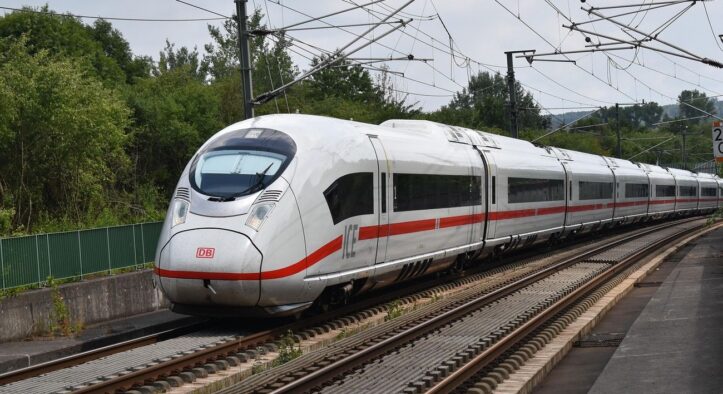 Polizei im Großeinsatz: Anschlag auf ICE