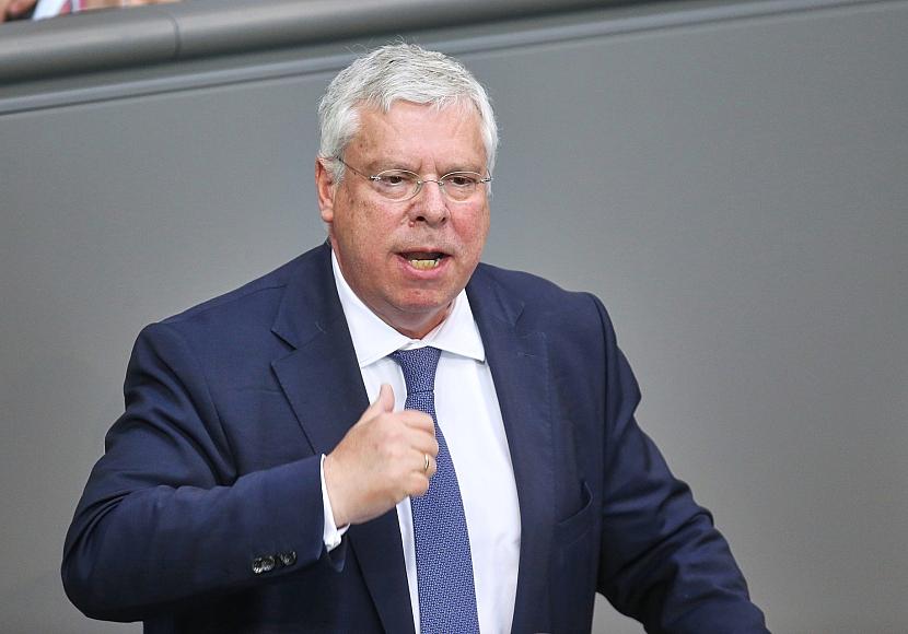CDU-Außenexperte Hardt wirft Putin „Staatsterrorismus“ vor
