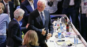 Kubicki kontert Strack-Zimmermanns Gummihammer-Tweet