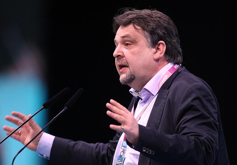 CDU-Arbeitnehmerflügel weist Kritik an Anti-AfD-Broschüre zurück