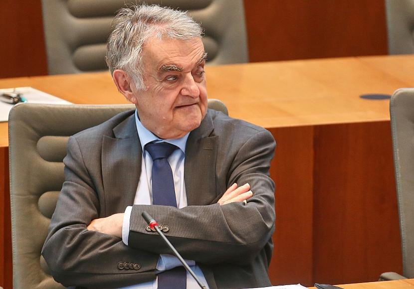 Reul warnt vor AfD-Regierungsbeteiligung in Sachsen-Anhalt