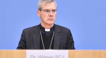 Bischof Wilmer: Papst-Enzyklika soll Antwort auf Tech-Riesen geben