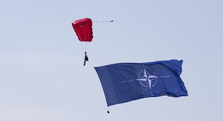 Rückzug angekündigt: USA ziehen der NATO den Stecker