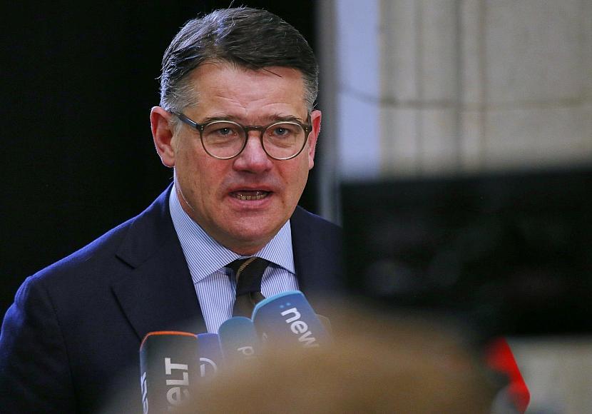 Rhein fordert Kompensation für Steuerausfälle der Länder
