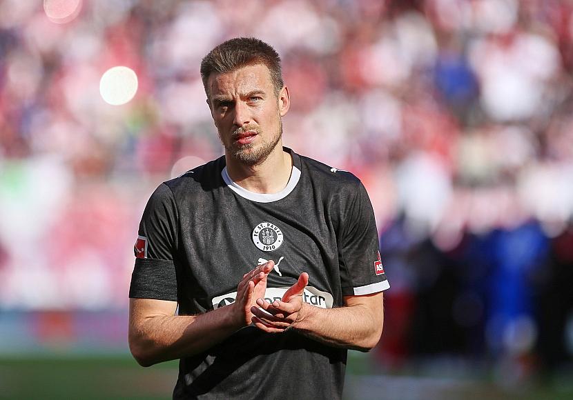 Hauke Wahl verlässt St. Pauli und wechselt nach Wolfsburg