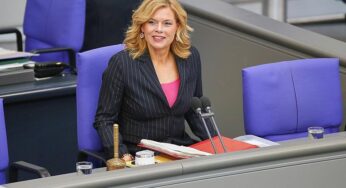 Klöckner ermahnt Bundesregierung wegen verspäteter Antworten
