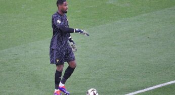 Fußball-WM: Frankreich besiegt Irak in historischer Regenschlacht