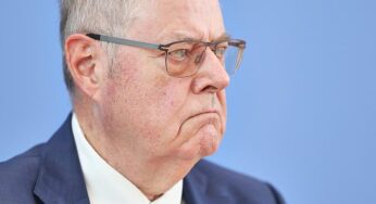 SPD-Generalsekretär widerspricht Steinbrück bei Umgang mit AfD