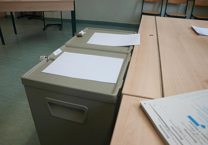 Ex-Bundestagspräsident gegen Abschaffung der Fünf-Prozent-Hürde