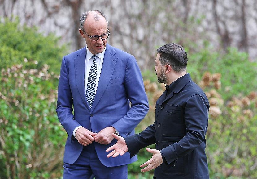 Merz und Selenskyj besprechen Patriot-Raketenlieferung