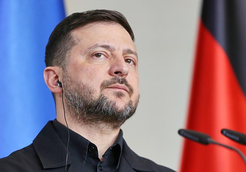 Selenskyj: Russland startet massiven Raketenangriff auf Kiew