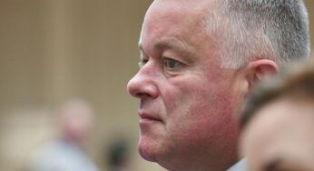 Ahrtalflut: Schnieder bittet um Entschuldigung für Staatsversagen