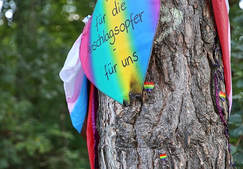 Nach CSD-Anschlag „Herz“ angezündet – Staatsschutz ermittelt