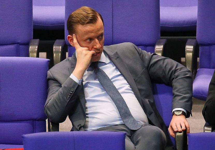 SPD-Fraktion will Kursänderung in der Außenpolitik