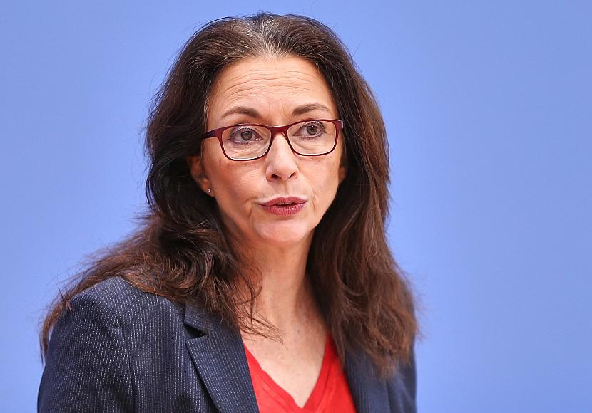 Fahimi fürchtet „Prekarisierung junger Beschäftigter“