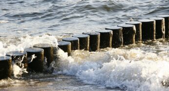 Albtraum an beliebtem Ostseestrand: Hunderte Badegäste benötigen medizinische Versorgung