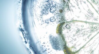 Gefährliche Keime: Bundesweiter Rückruf von Mineralwasser