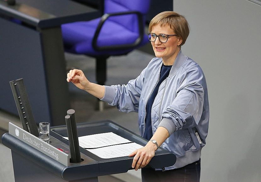 Grünen-Chefin wirft Regierung mangelnde Entschlossenheit vor