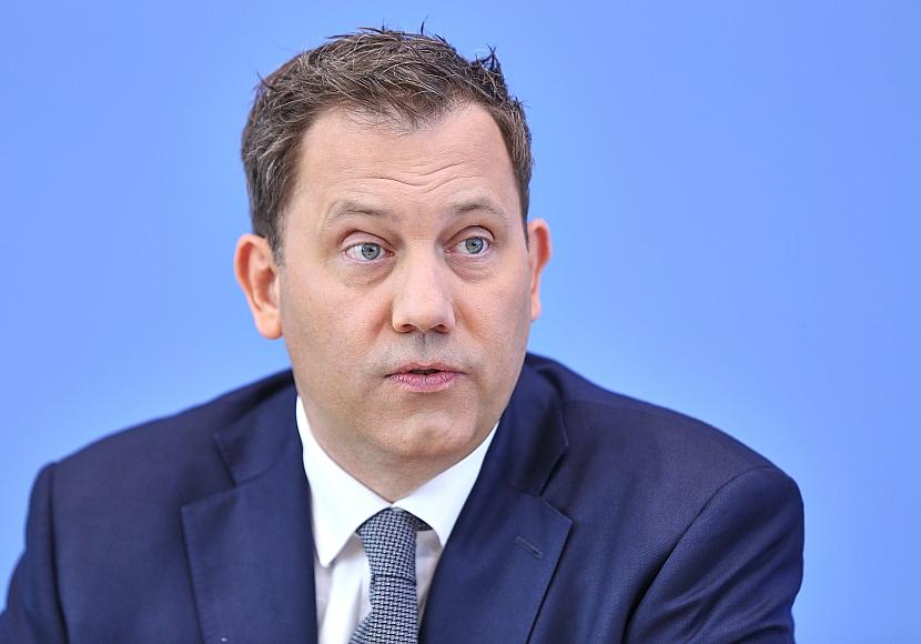 Klingbeil verspricht Start-ups bessere Steuerbedingungen