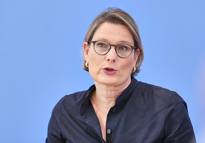 Hubig wirft USA „Frontalangriff“ auf das Völkerstrafrecht vor