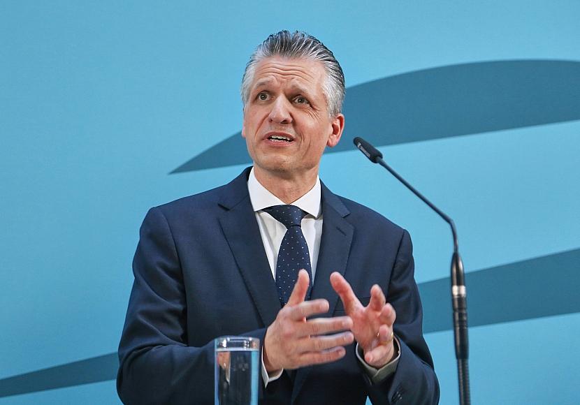 Frei ruft Union und SPD zur Geschlossenheit auf