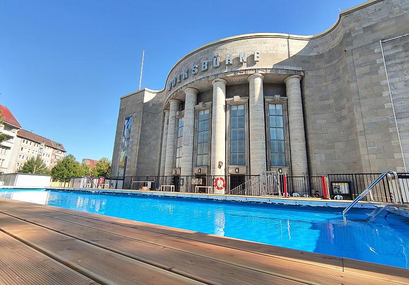 Berliner Volksbühne sagt Event wegen Sicherheitsbedenken ab