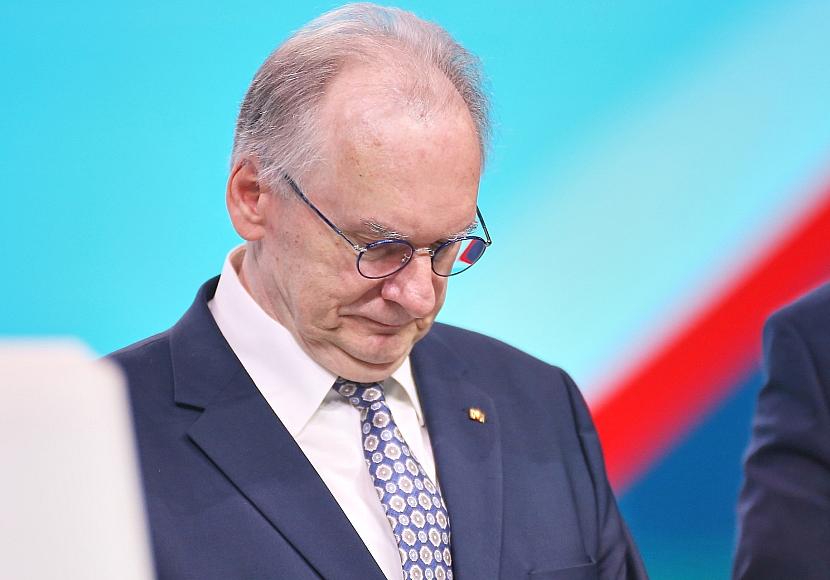 Haseloff: „Im Grunde ist da ein Suizid politischer Art am Laufen“