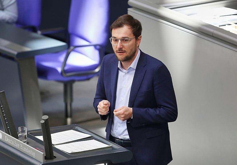 Politiker fordern Sicherheitscheks für Forschungseinrichtungen