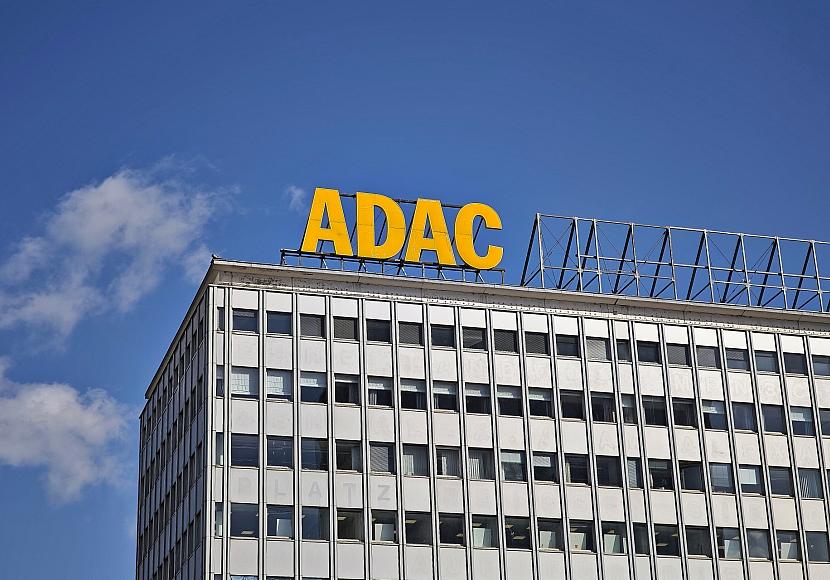 ADAC plädiert für Stromsteuersenkung als Anreiz für E-Autos