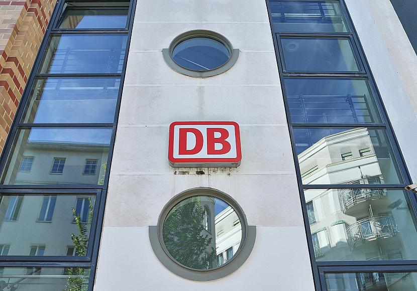 Bahn-Beschäftigte kritisieren neues Markendesign