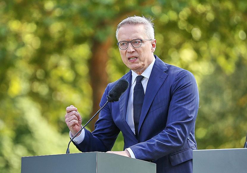 Wildberger fordert globale KI-Behörde nach Vorbild der Atomaufsicht