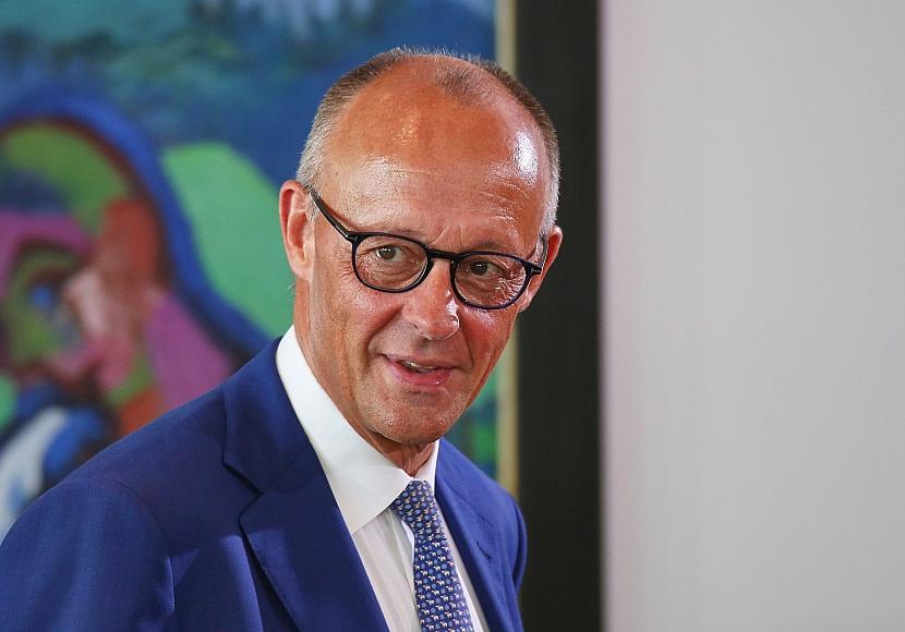 DOSB-Chef Fricke kritisiert Merz wegen Vakanz im Kanzleramt