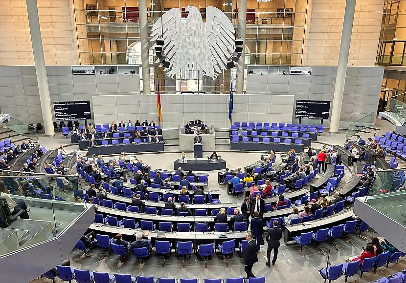 Bundestag beschließt Tankrabatt