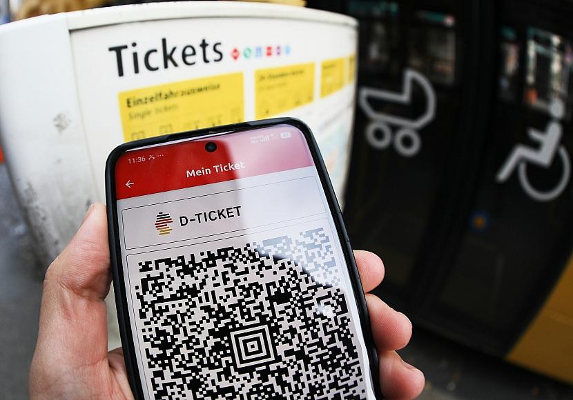 Offiziell: Preis für Deutschlandticket steigt um 3,80 Euro.