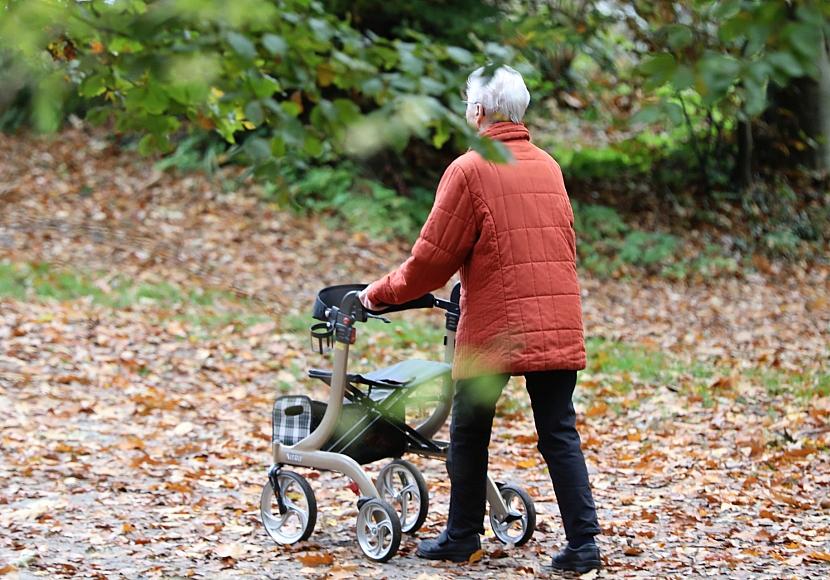 Klüssendorf stellt Aus der Rente nach 45 Beitragsjahren infrage