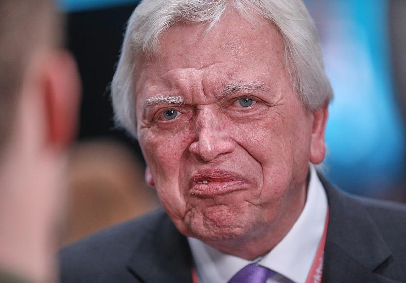 Bouffier fordert von Merz Entscheidungen bis Weihnachten