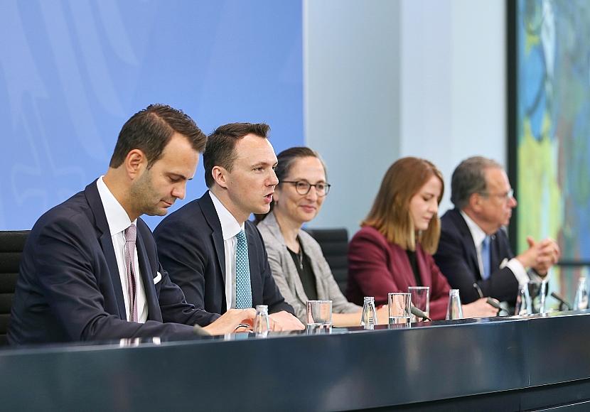 Linke kritisiert Zusammensetzung von Rentenkommission