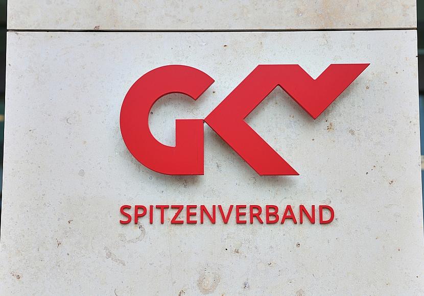 GKV-Chef skeptisch bei Pflegekosten-Deckelung