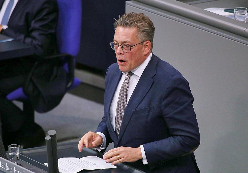 Grüne wollen mehr Sicherungsmechanismen für Bundestag