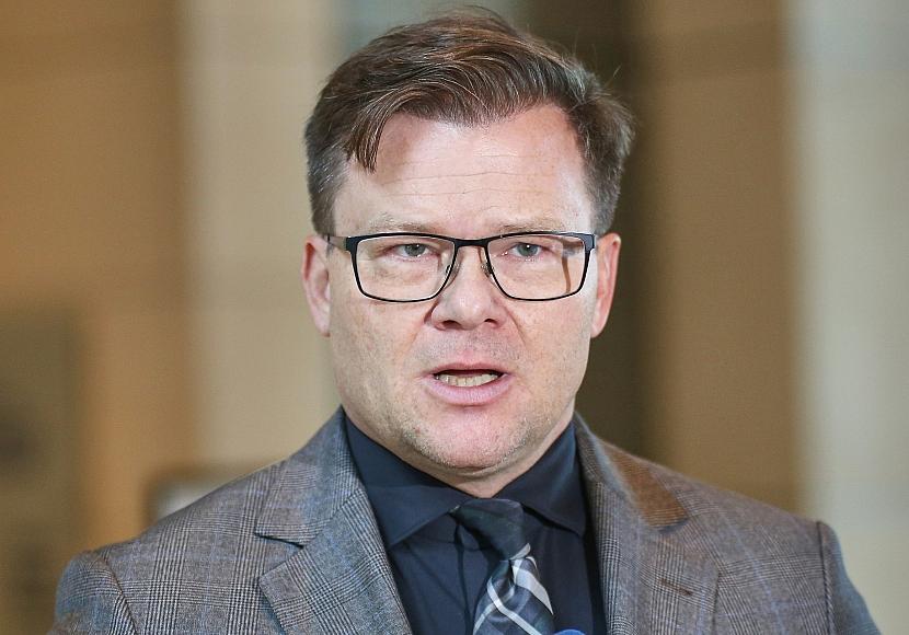 Schneider will bessere Finanzierung und Mitsprache indigener Völker