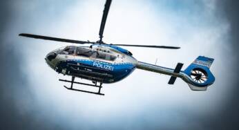 Polizei warnt Bevölkerung: Großfahndung nach gefährlichem Gewalttäter